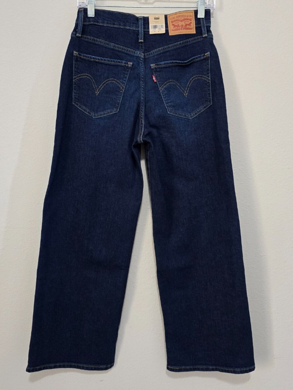 Levi's High Rise Wide Leg Jeans 26 Dark Wash NWT - Picture 2 of 8